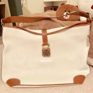 Dooney & Bourke